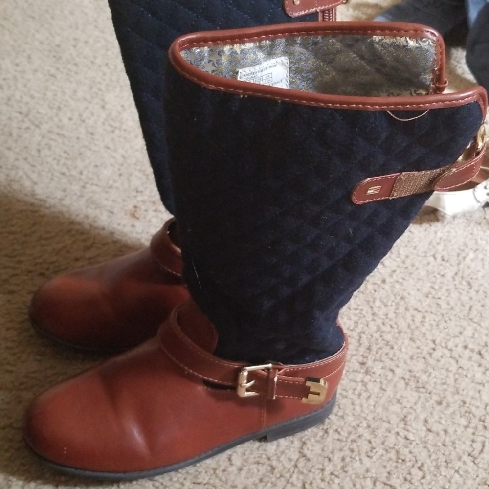 Girl boots
